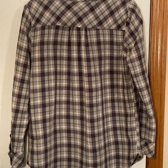 Universal Thread Top - Picture 3 of 4